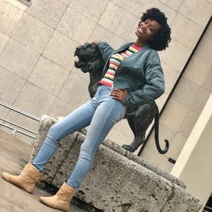 Meet your Posher, Kayla